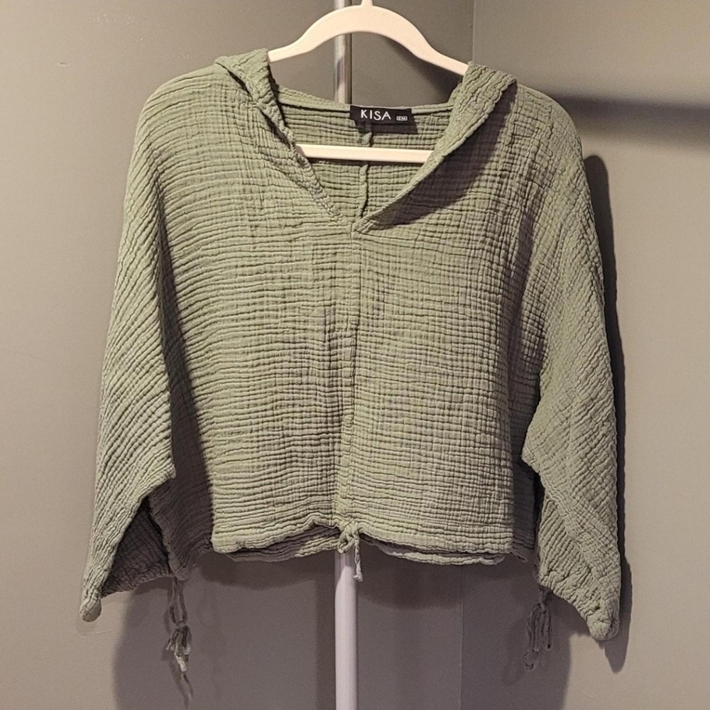 KISA Green Hooded Crop Top